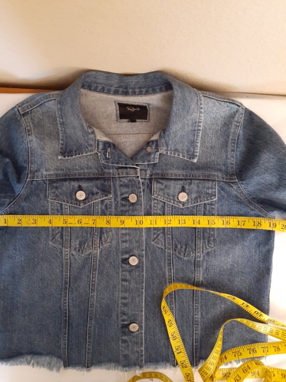 Rails Cropped Denim Jacket - Picture 11 of 15